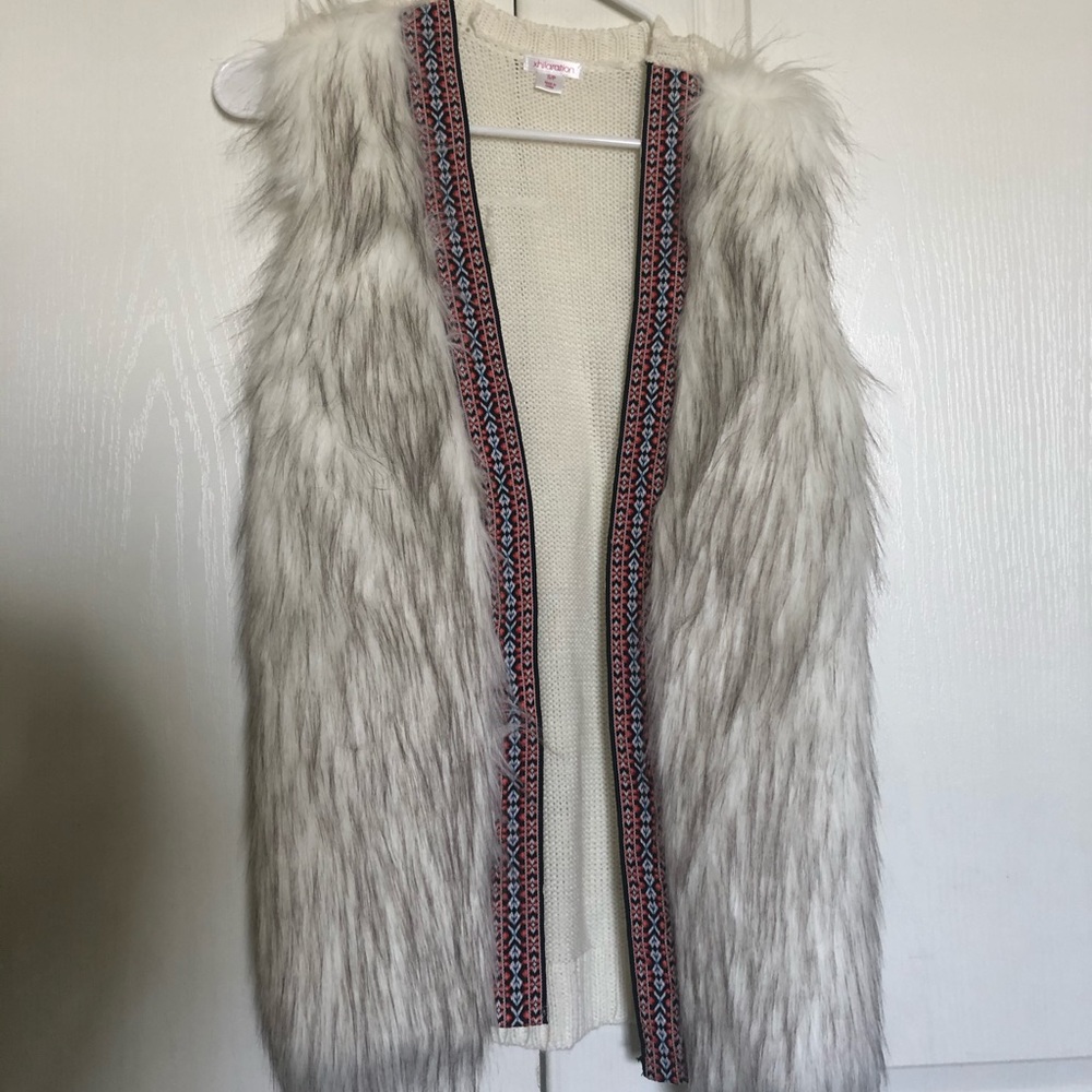 Fur vest